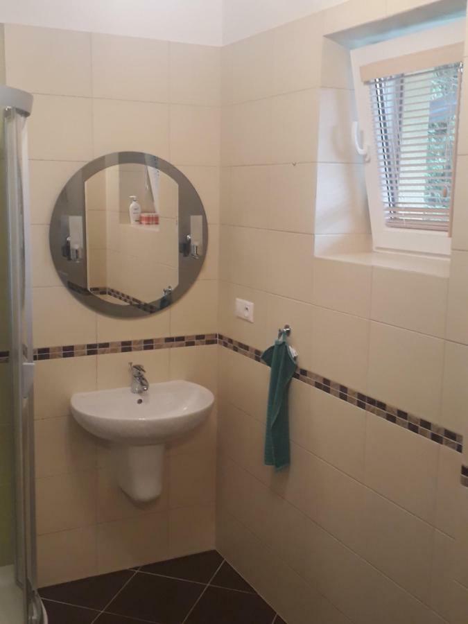 Apartman Naji - Tale Esterno foto